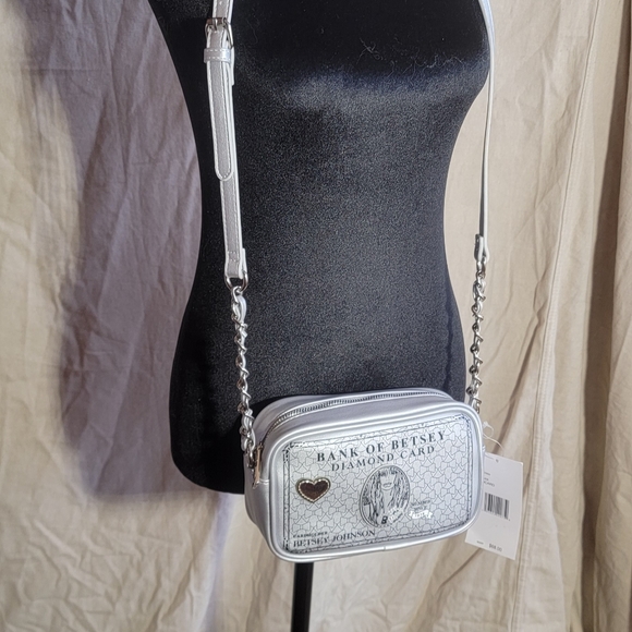 NWT Betsey Johnson Bank of Love Credit Card Crossbody - Picture 5 of 6